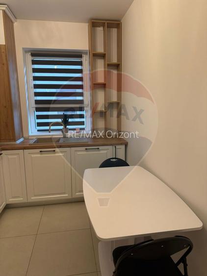 Apartament cu 3 camere, 2 bai și loc de parcare - 60