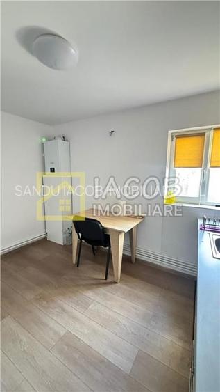 Casa de închiriat, Str. Traian, zona centrala a mun. Bacau - 12