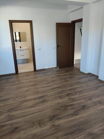 Proprietar,vând vila nouă,zona Cora Brătianu Constanța - 5