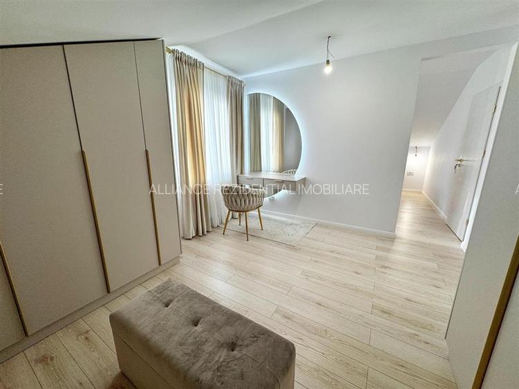 Casa individuala P+M - 3, 4 sau 5 camere - teren 389mp - Ansamblu rezidential - 9