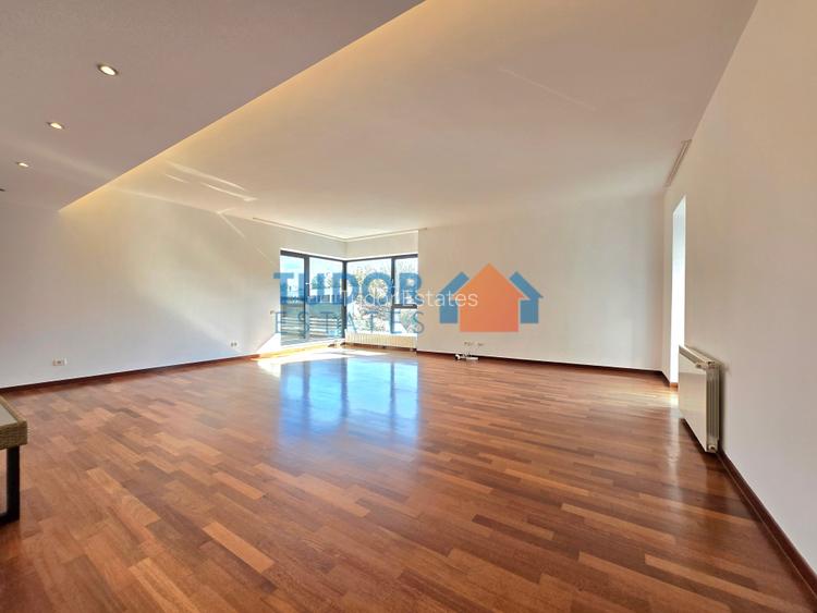 Spacious 3 Bedroom Apartment next to Heratsrau Park - 4