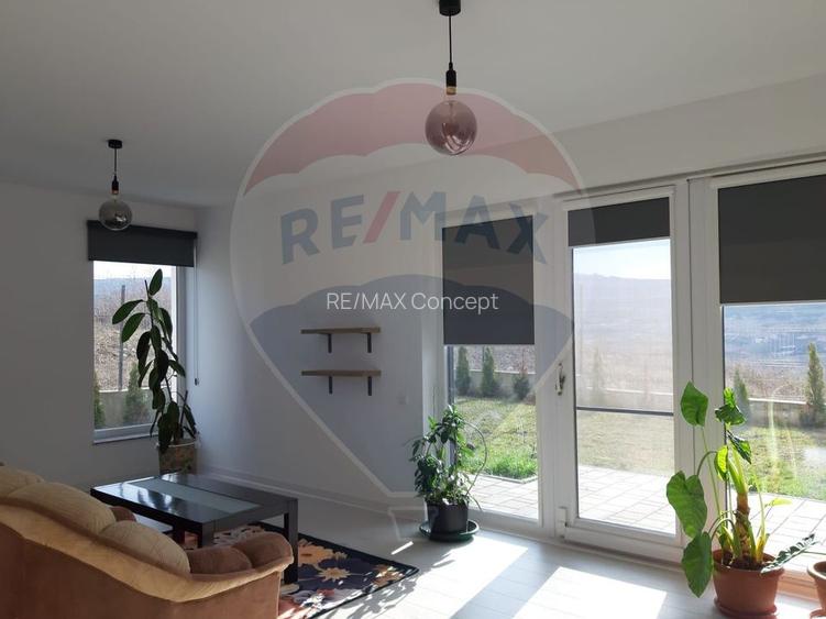 Casă 4 camere de inchiriat in Borhanci - 5