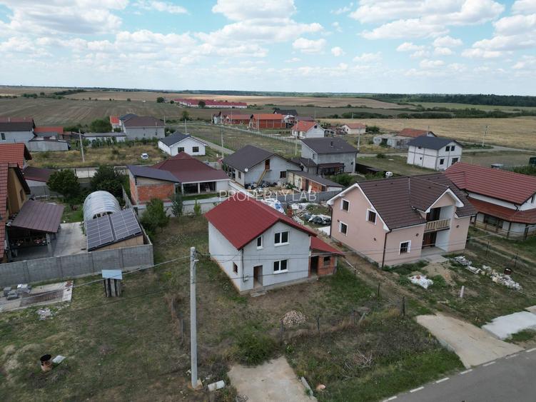 Casa la gri in Frumuseni - 5