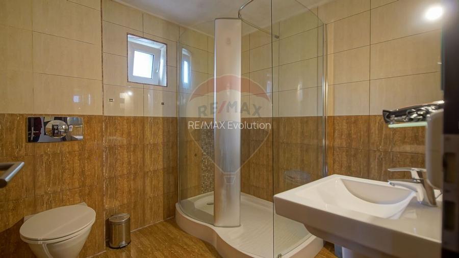 Hotel / Pensiune cu 14 camere/strada Tomis - 16