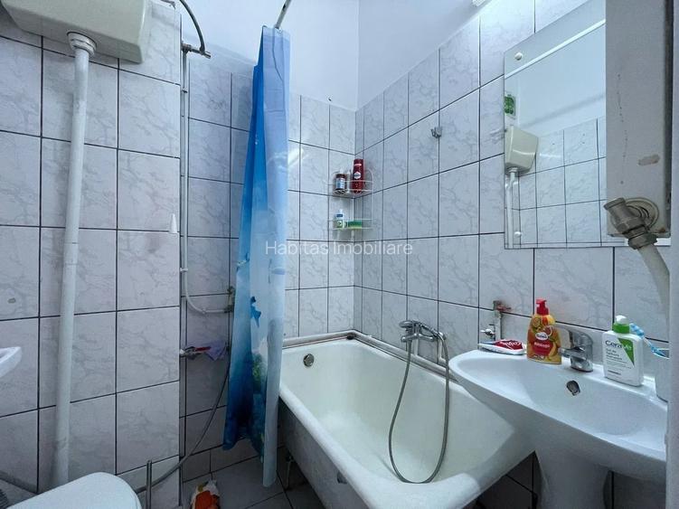 Apartament 1 camera decomandat, suprafata utila 42 mp, str Aurel Suciu - 11