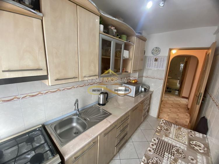 Apartament 3 camere, decomandate,Narcisa - 7