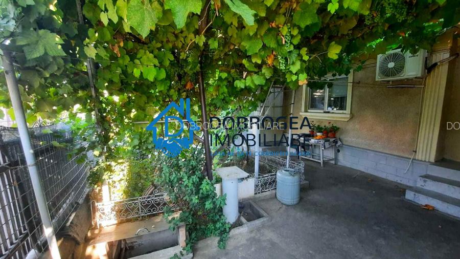 ZONA PACII- CASA 3 CAMERE  ,TEREN 173 MP ,CENTRALA GAZ, MOBILATA SI UTILATA - 2