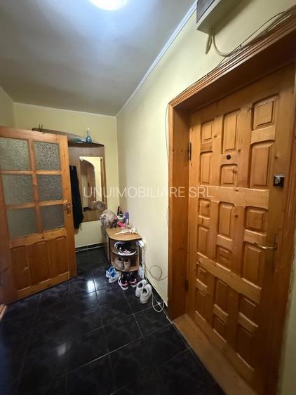 Garsonieră de vânzare – 29 mp, etaj 2/4 – Zona Gară, lângă Școala Nr. 7 - 2