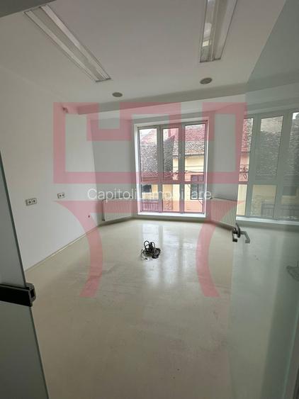 Spatiu 1200mp lift propriu functiuni mixte medical birouri invatamant - 12