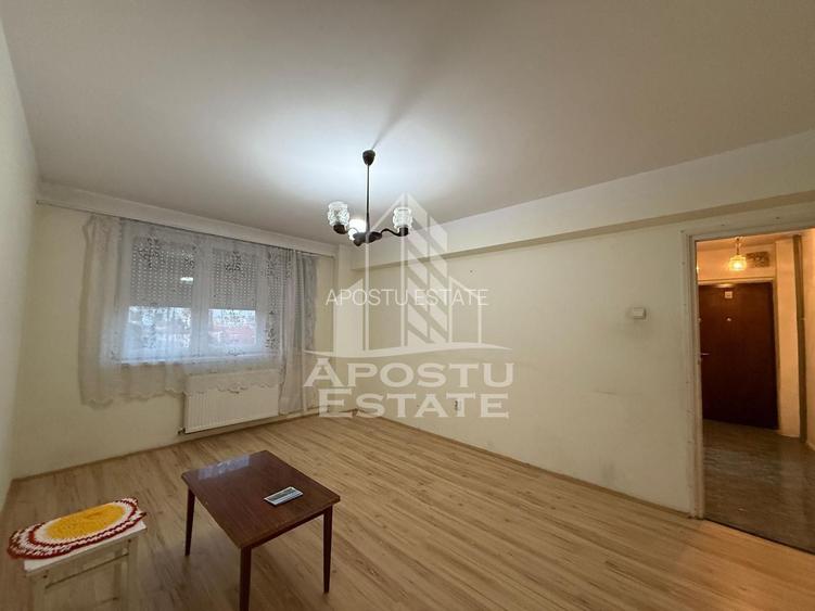 Apartament 3 camere, ultracentral, etaj intermediar – Preț avantajos! - 2