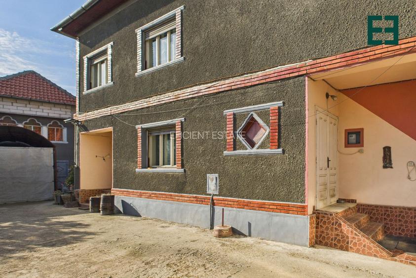 Casă cu 10 camere și 1437 mp teren în Ineu - Arad - 30