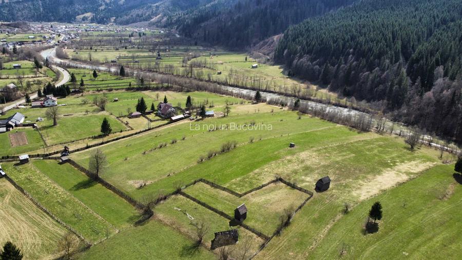 Vindem teren intravilan 8704 mp Vatra Moldovitei - Bucovina - 4