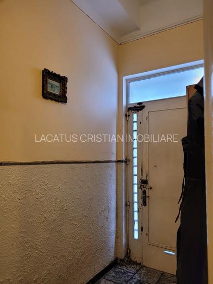EXCLUSIVITATE! APARTAMENT UNICAT 3 CAMERE DECOMANDAT ZONA PIATA OVIDIU - 16