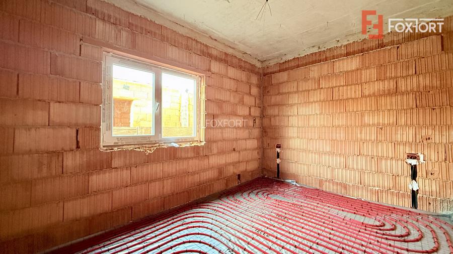 Duplex de vanzare 3 camere + pod mansardabil - Mosnita Veche - 6