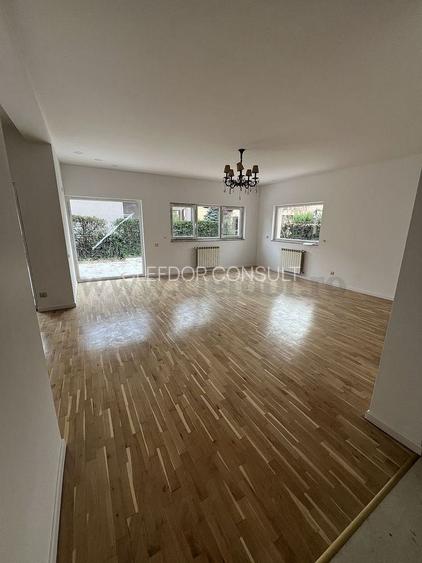 Vila complet RENOVATA, in zona Pipera - 2