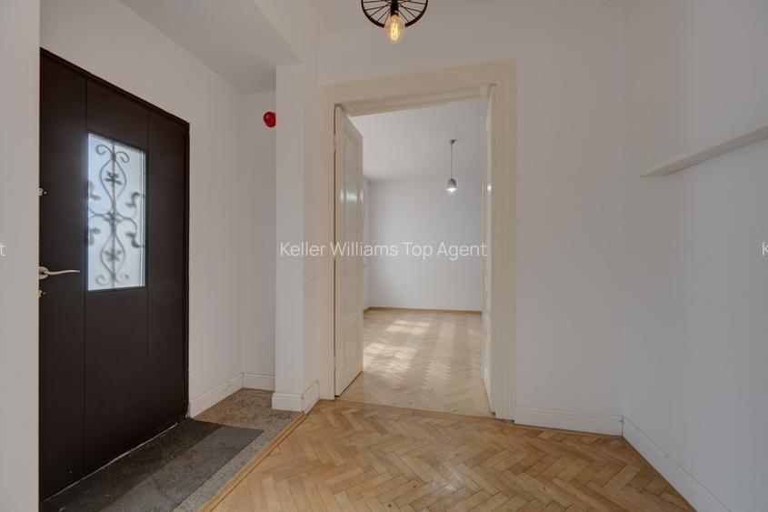 In Cartierul Evreiesc, casa 3 camere pivnita si mansarda open space. - 13