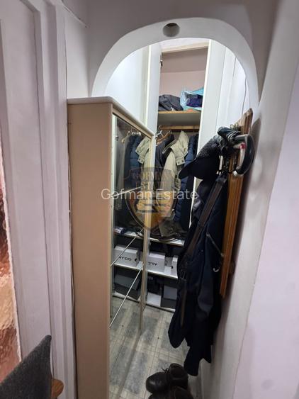 3 Camere, Capitol Bd Mamaia 81mp, 3 balcoane, etaj 4/4, centrala gaz, 2 bai, A/C - 16