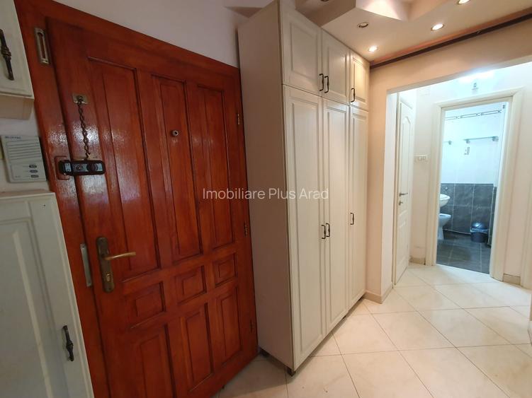 Inchiriez apartament 3 camere Malul Muresului - 6