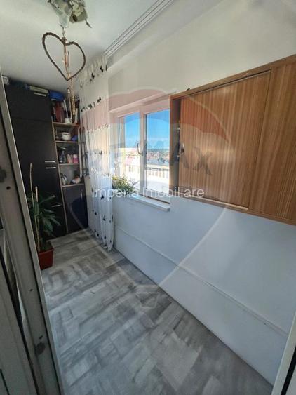 Apartament cu 3 camere de vânzare - 8