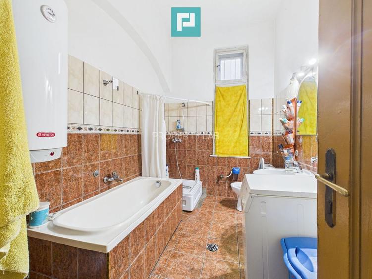 CONAC IMPRESIONANT ÎN GHIOROC - 44