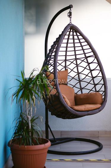 apartament 2 camere, modern, la 100 m de plaja, termen lung, contract , 450 euro - 2