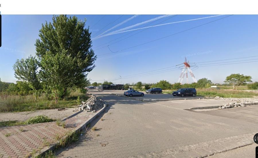 Teren de Inchiriat Splaiul Unirii Imprejmuit Utilitati Oportunitate
