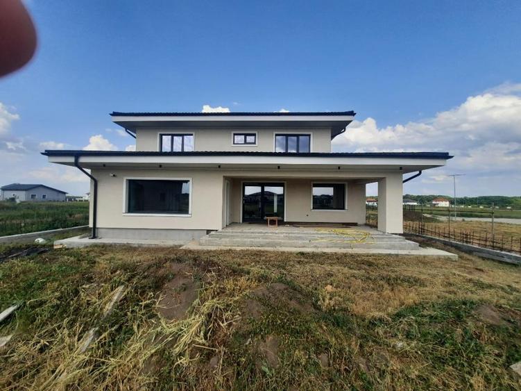FARA COMISION VILA CONSTRUCTIE TOP 5 camere 3 bai P+1 GARAJ ZIDARIE *35*