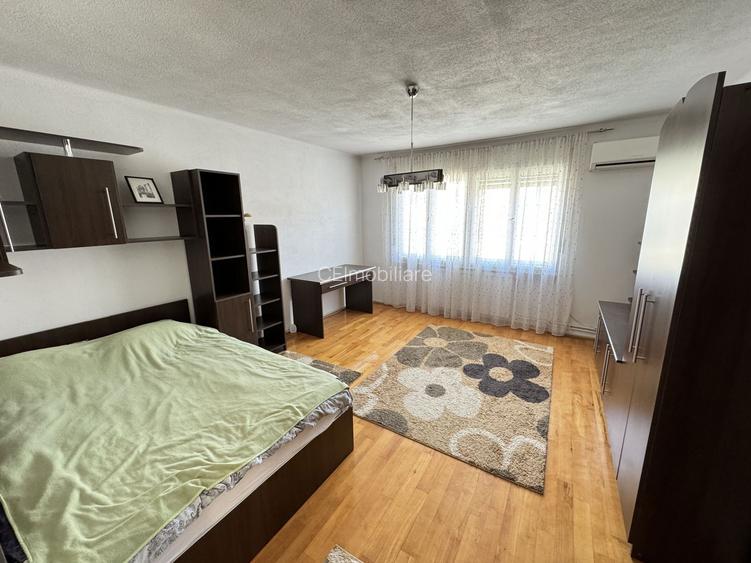 Casa S+P+2E - (posibilitate apartamentare) zona central - 11