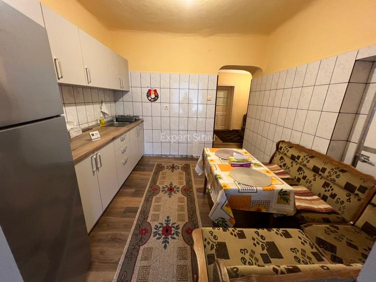 rtament 2 camere decomandat la casă – Zonă Centrală - 9
