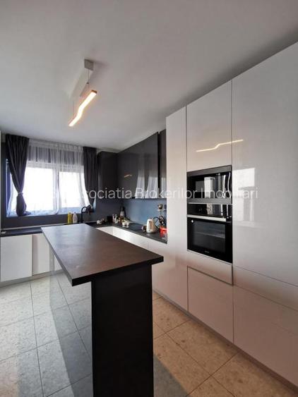 Snagov 2022- Vila la lac piscina si ponton, teren 2050mp - 25