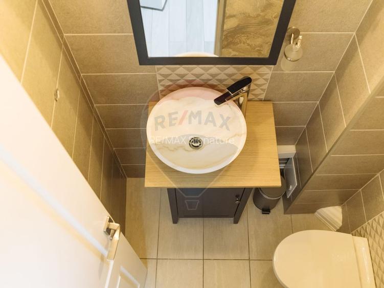 De inchiriat Apartament cu 3 camere în zona P-ta Alba Iulia - 35