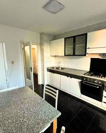 APARTAMENT SPAȚIOS CU 4 CAMERE DE ÎNCHIRIAT – ZONA POLI 2 - 3