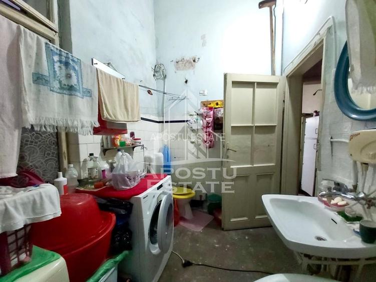 Apartament 3 camere cu vedere si balcon spre Piata Catedralei - 10