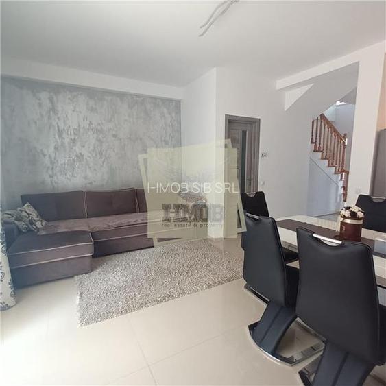 Casa cu 3 camere 3 balcoane si parcare privata in Selimbar - 10