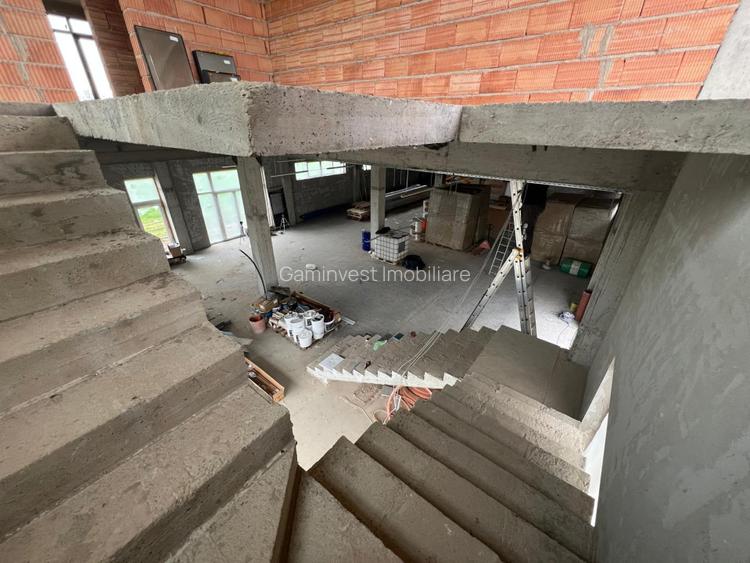 Spatii comerciale de inchiriat zona Calea Santandreiului A1977 - 8