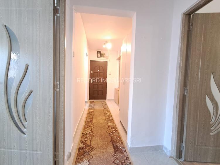 Ap.2 cam 57 mp dec. Renovat et.3,2 balcoane, Aleea Barsei Marasti - 3