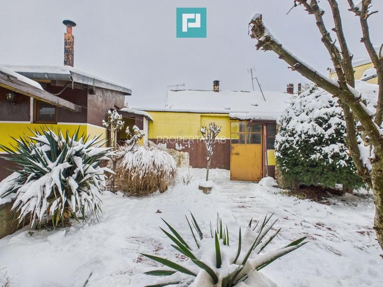 Casă cu 4 camere în zona Parneava - 26