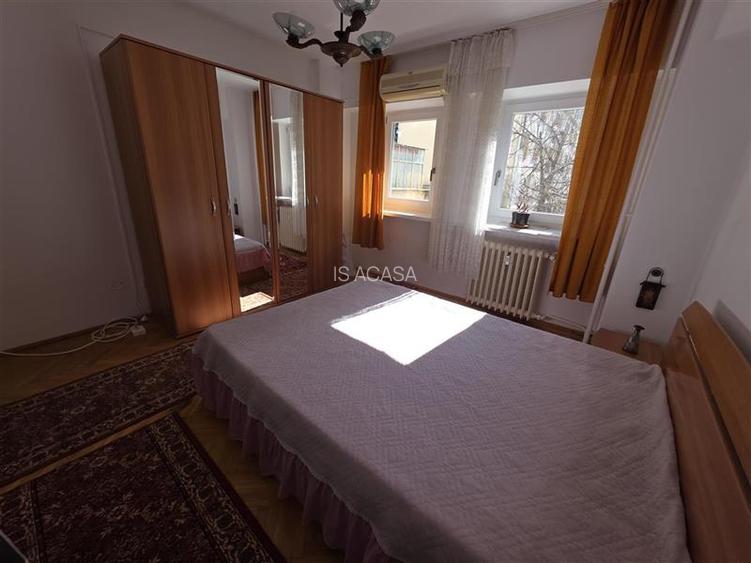 Apartament ecomandat cu 3 camere langa Teatrul National - 3
