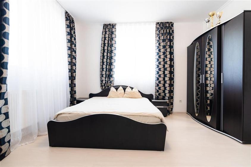 RECO Casa 3 dormitoare, piscina, strada privata, Sanmartin - 7