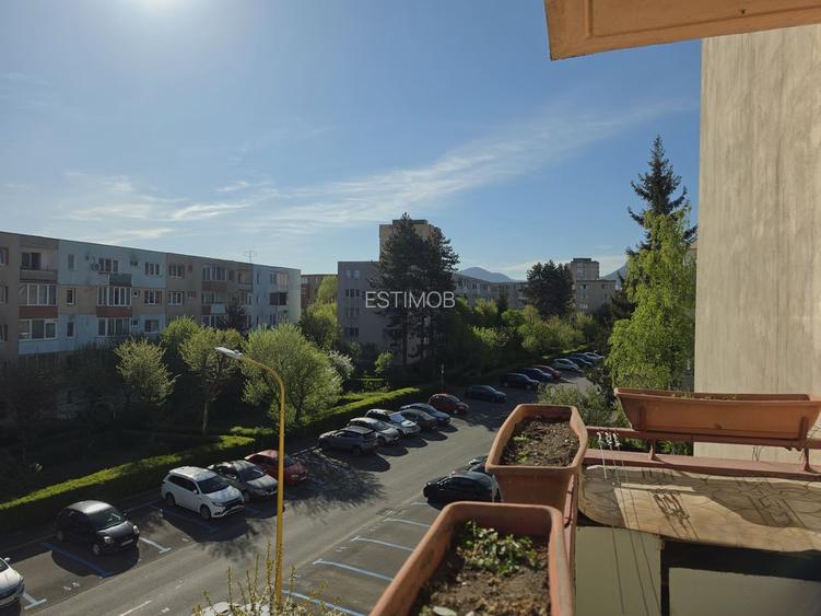 Apartament 2 camere liber la vanzare zona Astra str.Neptun etaj 3 balcon mare - 16