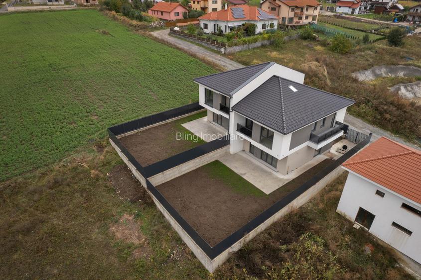 Duplex 7 camere, 205 mp, 300mp teren, priveliste panoramica, Chinteni - 2