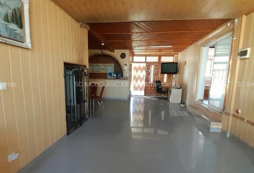 Vanzare proprietate - casa si teren  Voinesti Dambovita - 23