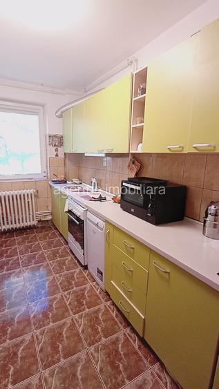 City parc mall -4camere 89 mp etaj 1 - 2