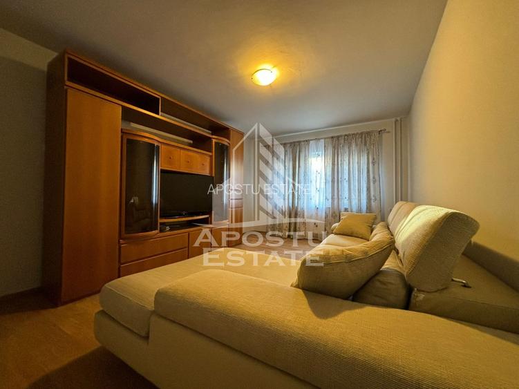 Apartament 3 camere, Decomandat, zona Lipovei - 2