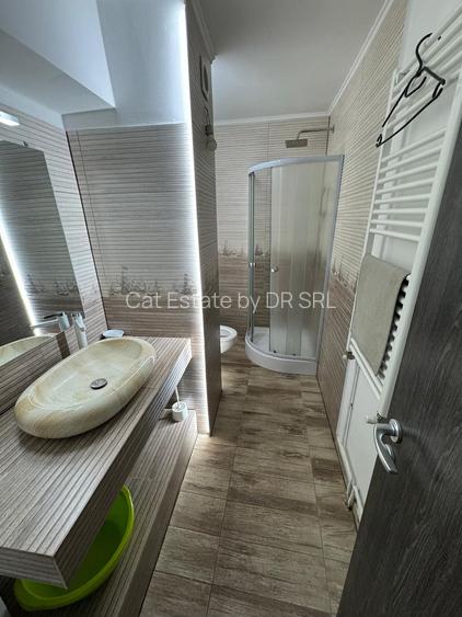 Apartament cu 4 camere garaj, Complexul Studentesc - 11