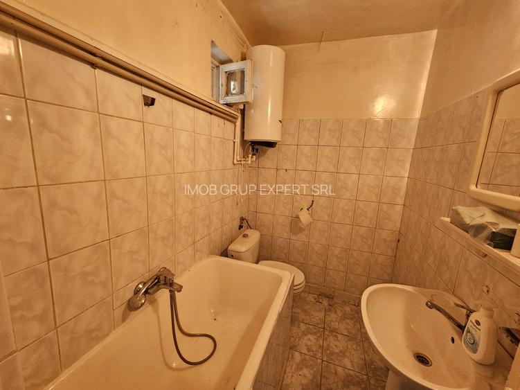 Spatiu Central,  Demisol Parter si Etaj - Pret 65.000 Euro - 7