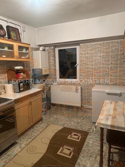 Apartament 2 camere de vânzare în zona Trocadero – confort, locație excelentă - 3