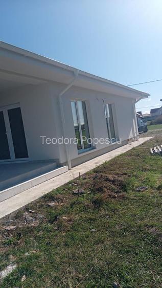 Casa finisata, cartier Beverly Hills, aproape de Oradea si de Baile Felix. - 12