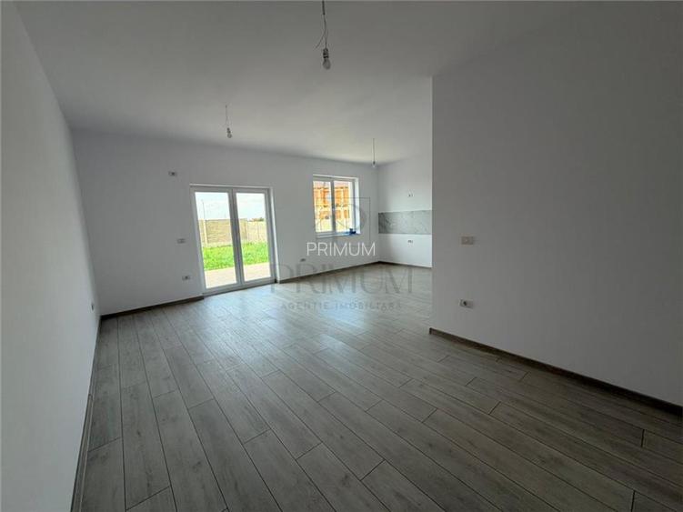 Duplex pe parter - zona buna - toate utilitatile - 8