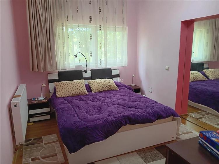 Chiperesti  Tomesti  Vila P+E SU=236mp 5 dormitoare living doua bai garaj TEREN - 7